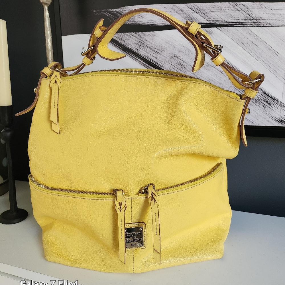 Dooney & Bourke bag